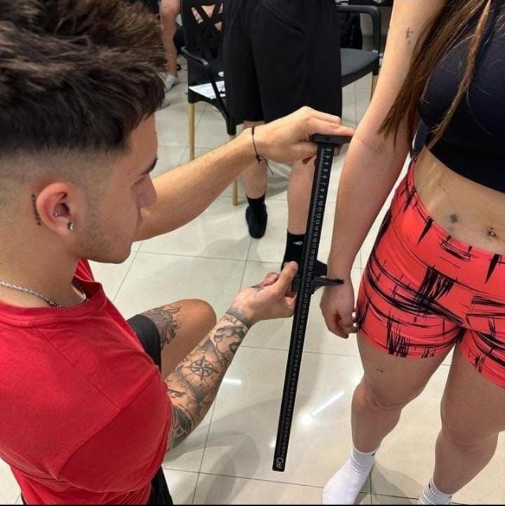 🇦🇷 <a href=https://www.instagram.com/nnutri.arg>Nahuel Martinez</a>